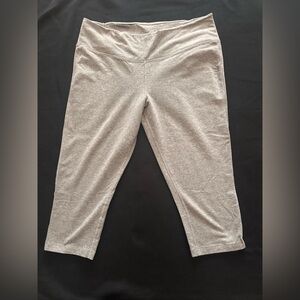 Women’s Nike gray leggings